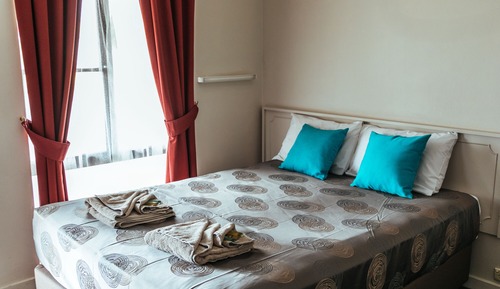 Queen Room