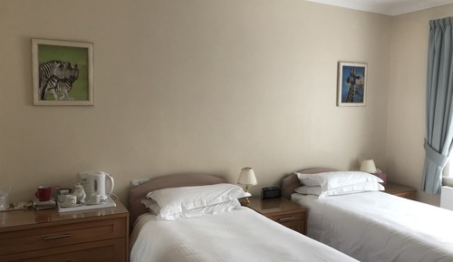 Classic Twin Room, Ensuite, Garden View