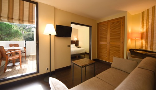 Mountain Side Suite (parking)