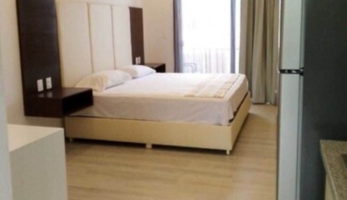 Basic Studio, 1 King Bed