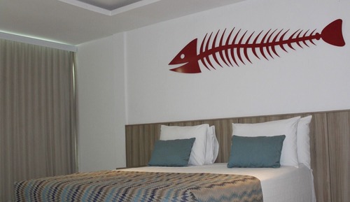 Deluxe Triple Room, Partial Sea View