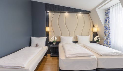 Comfort Triple Room