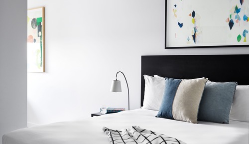 Superior One Bedroom Apartment