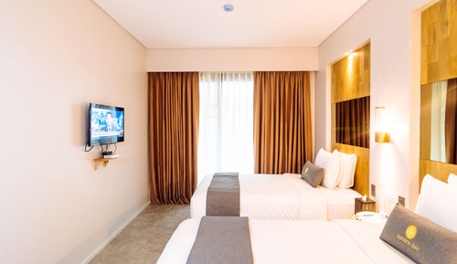 Deluxe with Balcony