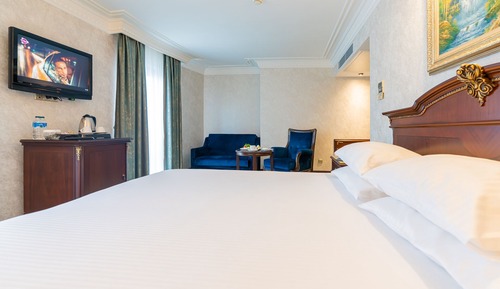 Junior Room