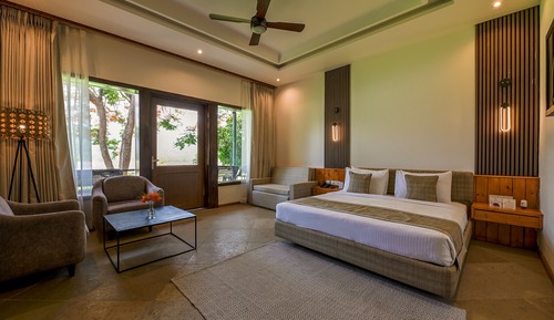 Cottage, 1 King Bed, River View