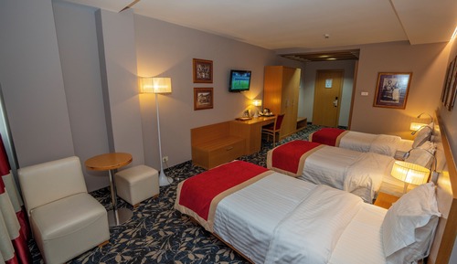 Triple Room