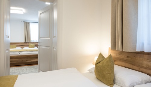 Deluxe Suite, 2 Bedrooms (incl. 60€ Cleaning Fee)