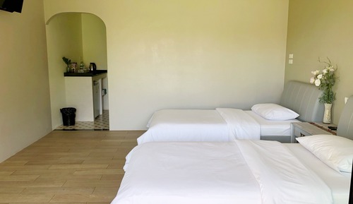 Basic Twin Room, 2 Twin Beds, Refrigerator