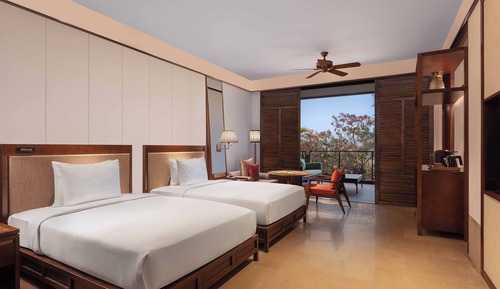 Superior Room, 2 Queen Beds, Balcony (Tropical View)