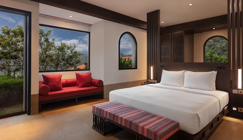 Presidential Penthouse, 1 King Bed, River View (Private Luxury Pool Suite)