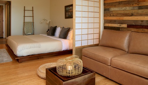 Deluxe Garden Suite