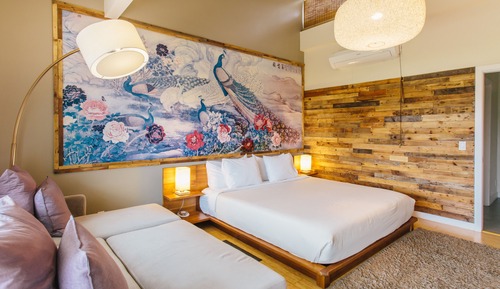Premier Ocean Suite