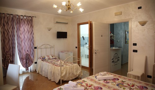 Deluxe Triple Room, Balcony