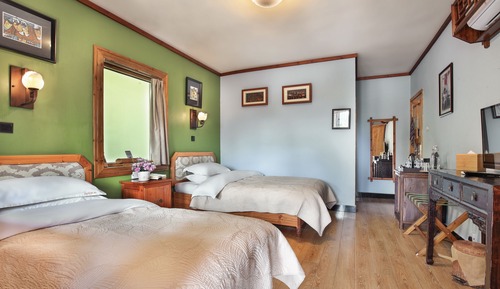 Standard Twin Room, Multiple Beds, Balcony, Mountainside