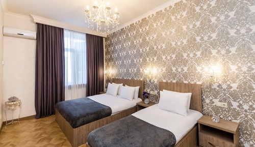 Royal Apartment, 4 Bedrooms, Balcony, City View