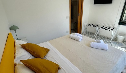 Family Quadruple Room (Amalfi)