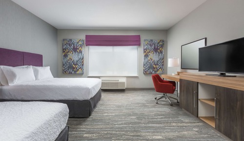 Room, 2 Queen Beds, Accessible (Roll-In Shower)