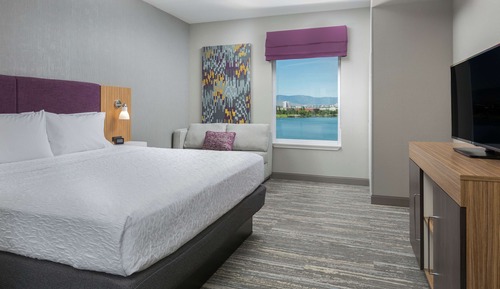 Suite, 1 King Bed, Non Smoking