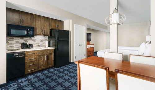 Studio, 2 Queen Beds (Hearing Accessible Ocean), Oceanfront