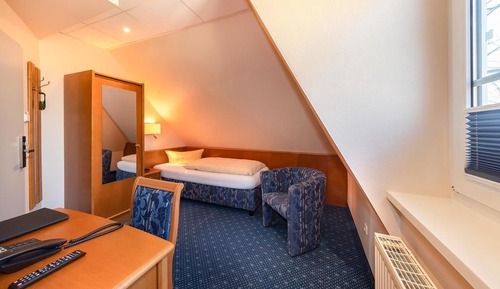 Comfort Single Room