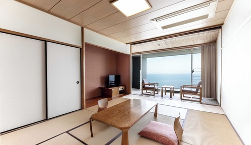 Japanese Style Room For 5 People, Shared Bathroom, Sea View