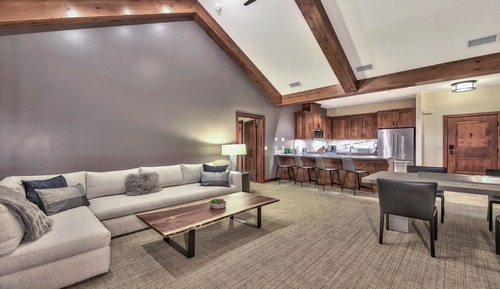 Condo, 3 Bedrooms
