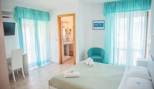 Panoramic Double Room, Private Bathroom, Tower