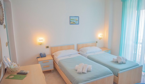 Standard Twin Room, Private Bathroom, Tower