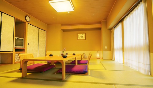 Japanese Style Room for 5 guests with Half Board