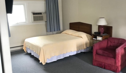 Basic Room, 1 Double Bed