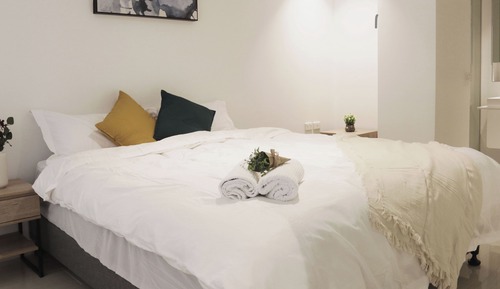 Family Apartment, Multiple Beds, 2 Bathrooms, City View (#915)