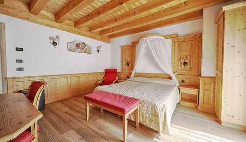 Basic Double Room, 1 Queen Bed, Terrace