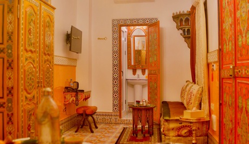 Suite Harun Rachid, triple planta alta