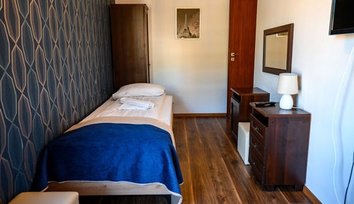 Apartment (66A)
