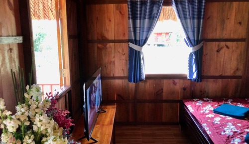 Superior Bungalow, 1 King Bed, Garden View
