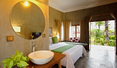 Honeymoon Room