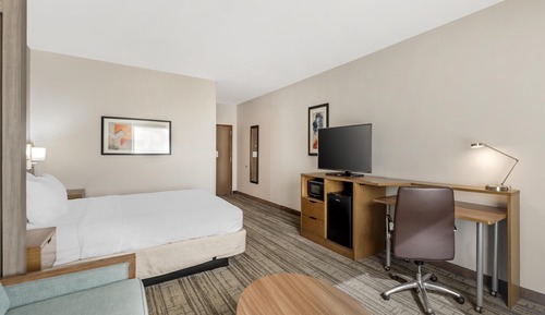 Suite, 1 King Bed, Non Smoking, Refrigerator & Microwave