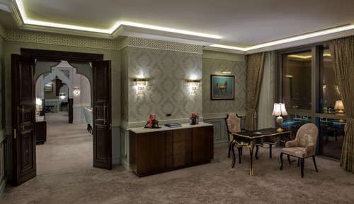 Presidential Suite (Arabic)