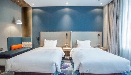 Standard Room, 2 Twin Beds (Extra Floor Space)