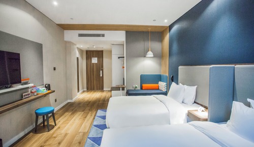 Standard Room, 2 Twin Beds, Garden View
