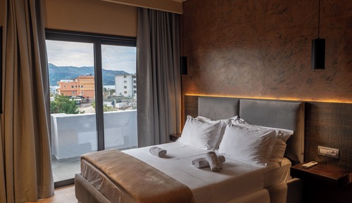 Deluxe Double Room, Balcony