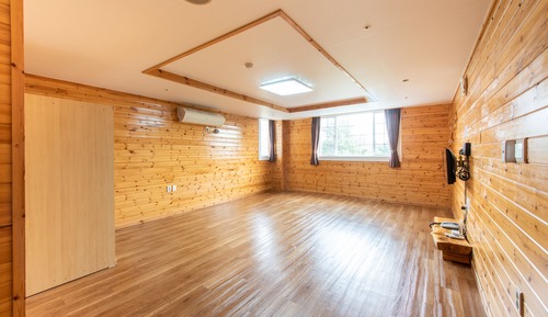 Room (Ondol, Group)