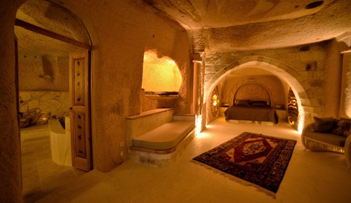 Premium Cave Room