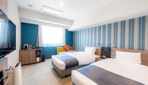 Superior Twin Room for 2 people, Non Smoking (Housekeeping Once Every 3 Days)