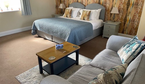 Superior Room, 1 Queen Bed, Garden View
