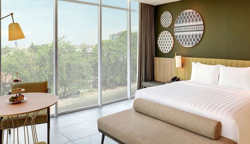 Junior Suite, 1 King Bed