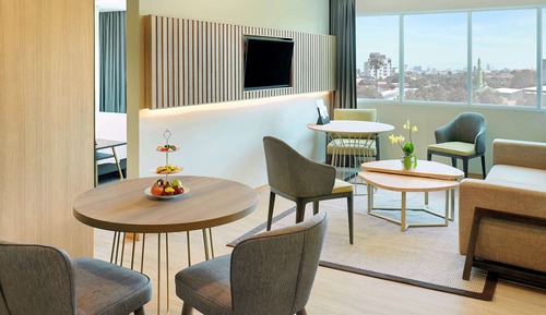 Executive Suite, 1 King Bed with Sofa bed