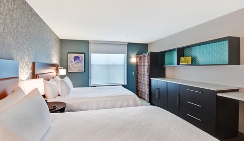 Studio, 2 Queen Beds, Accessible (Hearing)