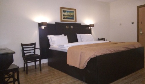 Executive Suite, 1 Queen Bed, Non Smoking